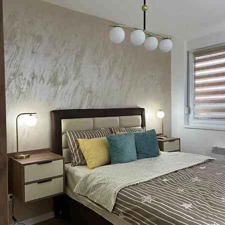 Ljubicica Deluxe 2, Sa Dvoristem I Parkingom アパート Vrnjačka Banja