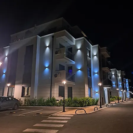 Ljubicica Deluxe 2, Sa Dvoristem I Parkingom * Vrnjačka Banja