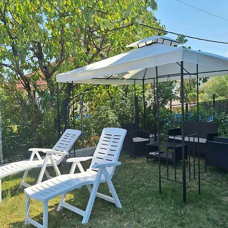 Ljubicica Deluxe 2, Sa Dvoristem I Parkingom アパート Vrnjačka Banja