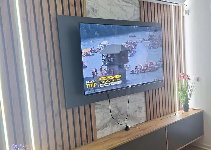 Ljubicica Deluxe 2, Sa Dvoristem I Parkingom Vrnjačka Banja