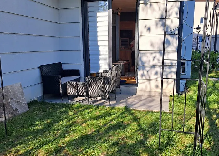 شقة Ljubicica Deluxe 2, Sa Dvoristem I Parkingom *