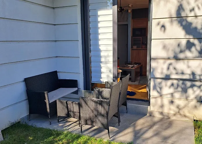 شقة Ljubicica Deluxe 2, Sa Dvoristem I Parkingom *