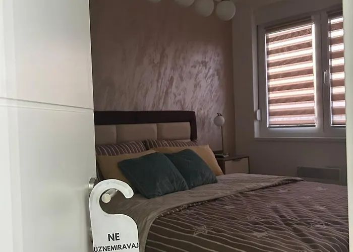 Ljubicica Deluxe 2, Sa Dvoristem I Parkingom *